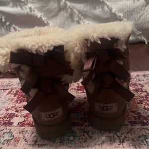 Kids uggs.